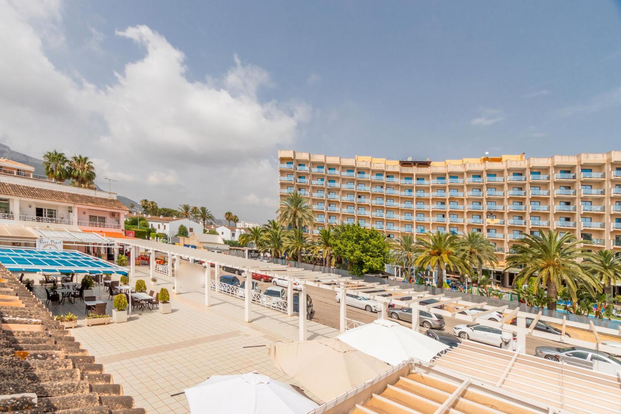 Penthouse Next To The Denia Marina Apartment Exterior photo